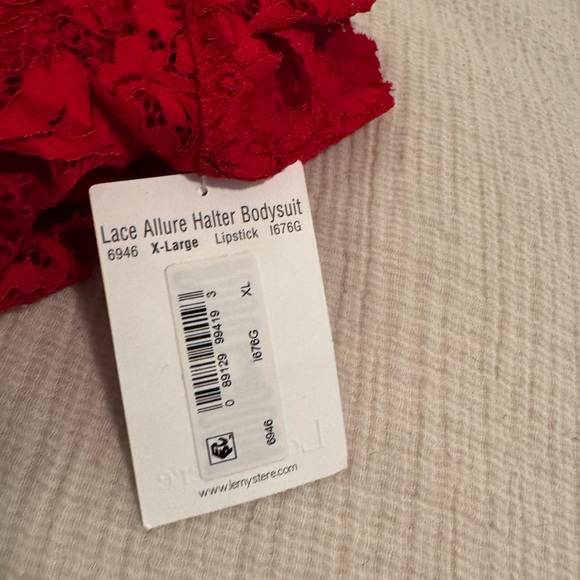 Le Mystere NWT Lace Halter Lingerie Bodysuit - Picture 7 of 7